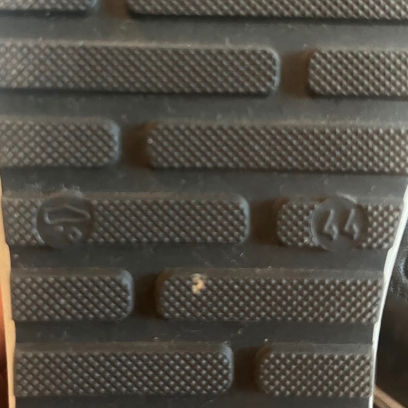 Remonte Soft Black Leather Sneakers Shoes Women’s Size 44 Comfort Casual Zip - Picture 8 of 8